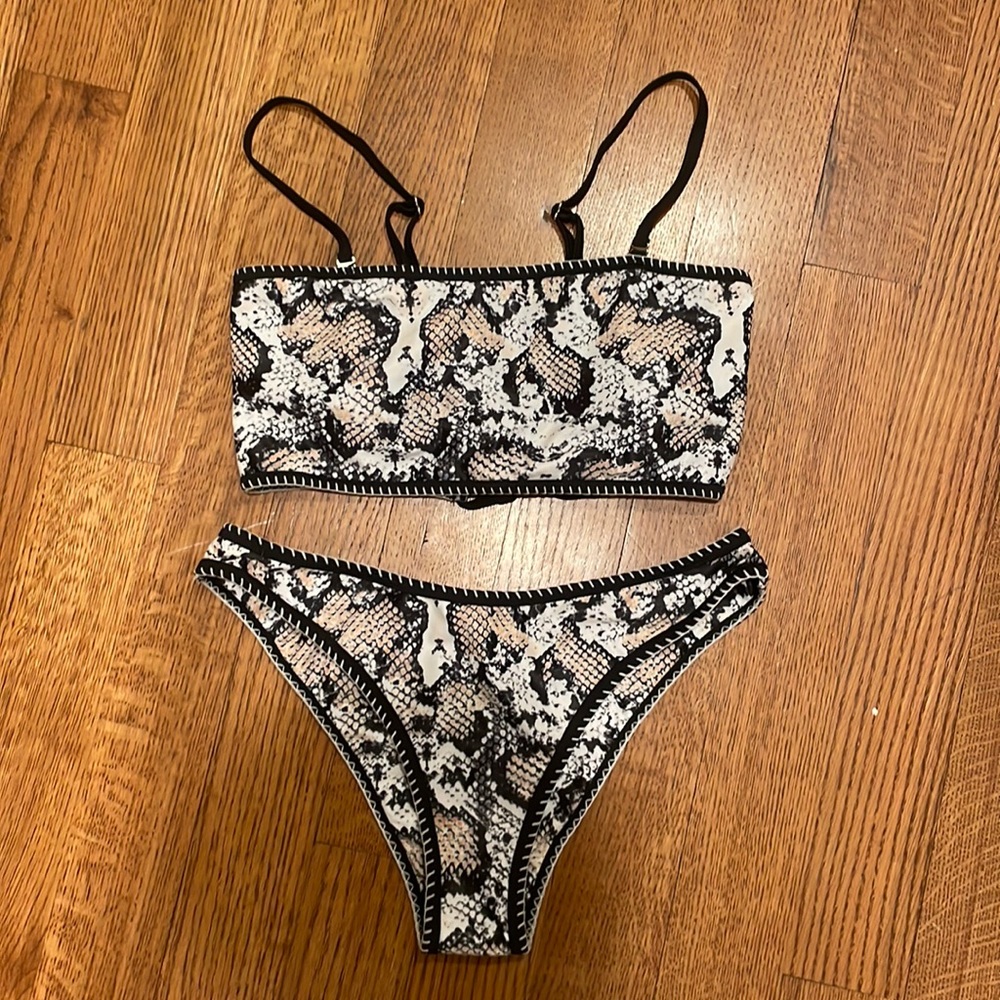 New snakeskin bikini set